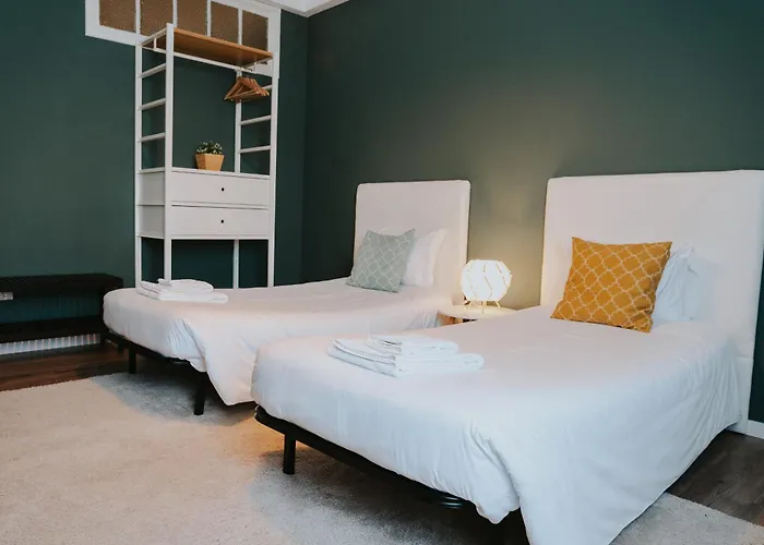 Five Seven Nine Apartments